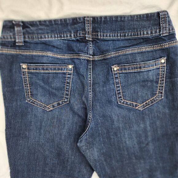Christopher Banks Womens Jeans Sie 16 Short Stretch with bling buttons - Picture 8 of 10
